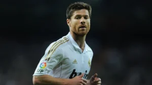 Hệ Thống Chiến Thuật của Xabi Alonso